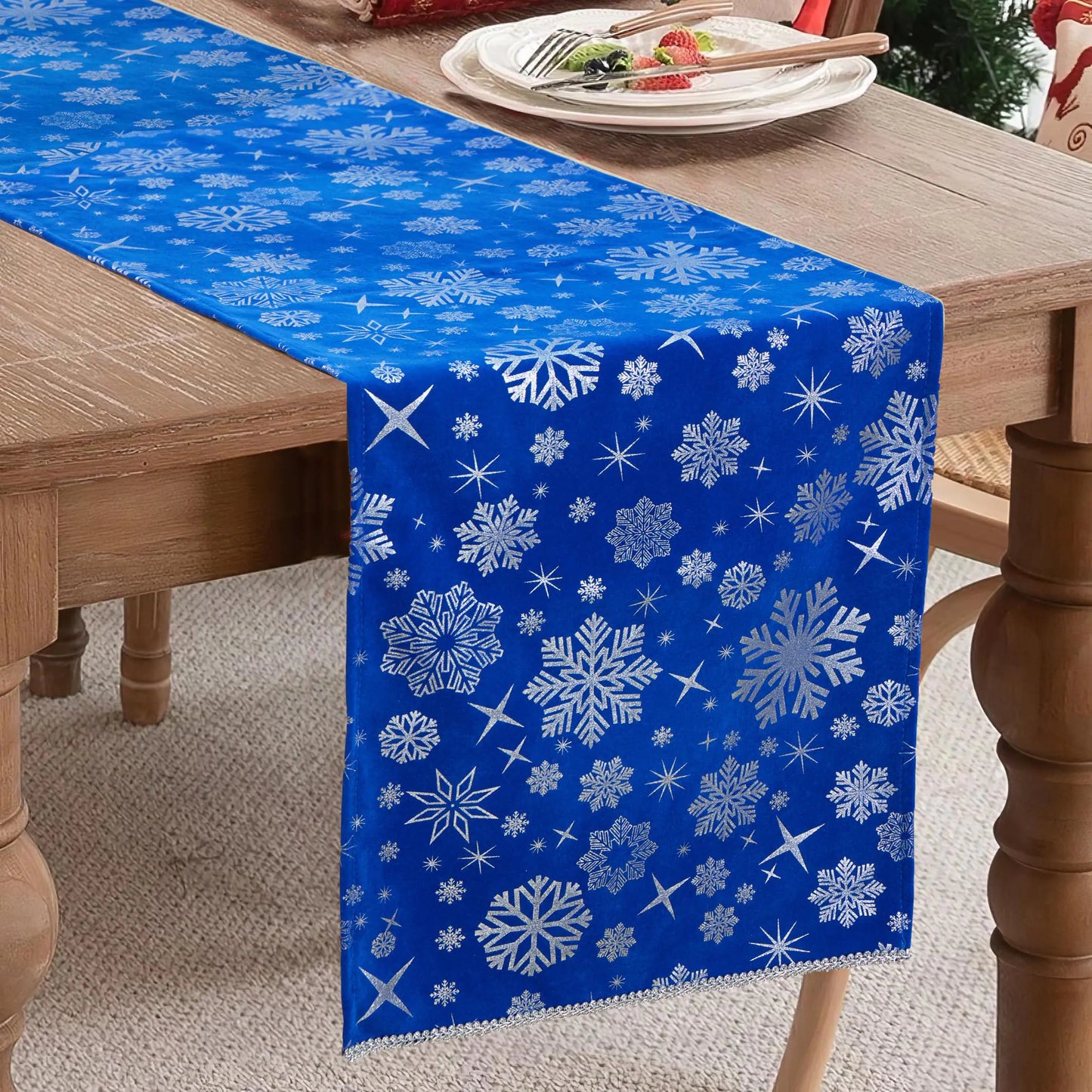 WHOMEAF Winter Blue Silver Velvet Table Runner Snowflake Xmas Luxurious Seasonal Christmas Snow Table Decoration Coffee Table Decor for Home Kitchen Dining Party Holiday Indoor Outdoor 13x108 Inch
