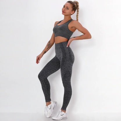 Seamless Knitted Yoga Fitness Set with Sports Bra