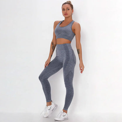 Seamless Knitted Yoga Fitness Set with Sports Bra